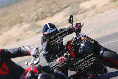 media/Sep-25-2023-Moto Forza (Mon) [[81ffa65e0a]]/B-C Group/Session 3 (Turn 16 Inside)/